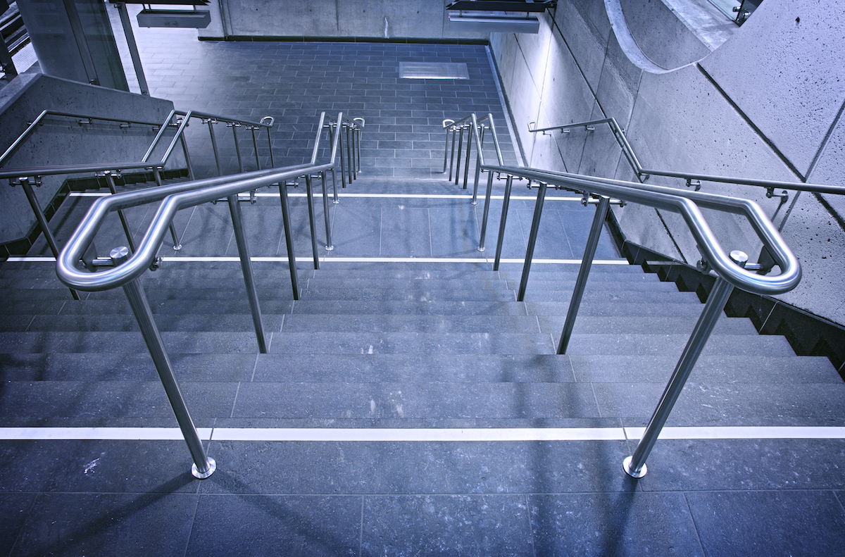 Aluminum Railings: Easy Manufacturing Business Idea
